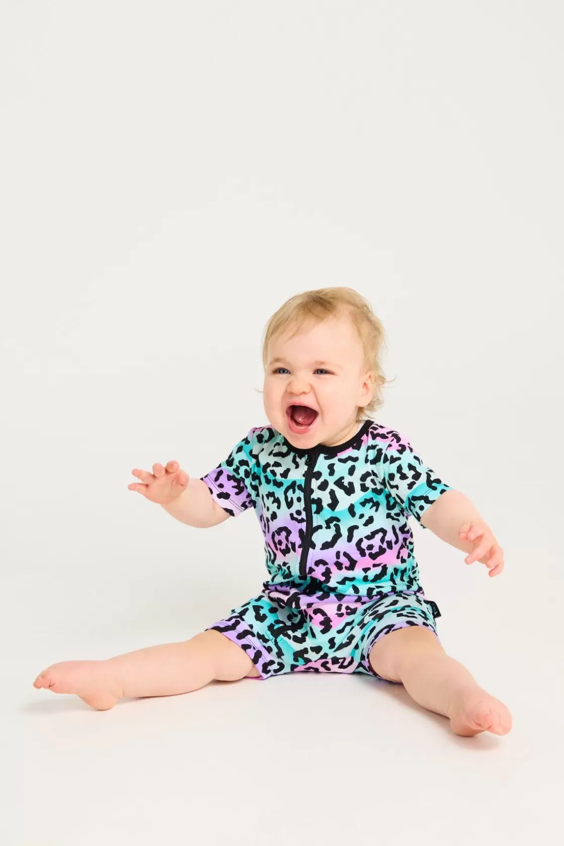 CACHIA Breeze Onesie New