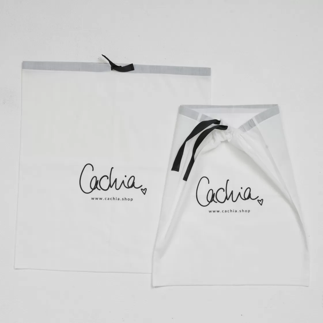 CACHIA Gift Bag Discount